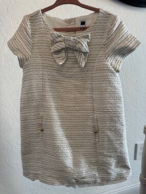 Janie and Jack Cream and Gold Tweed Bow-Front Shift Dress
